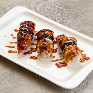 Суши с угрём