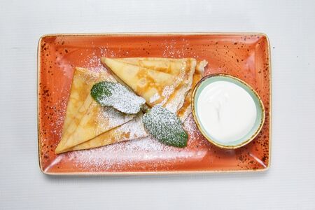 Блины с соусом