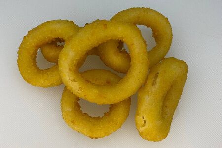 Луковые кольца в панировке