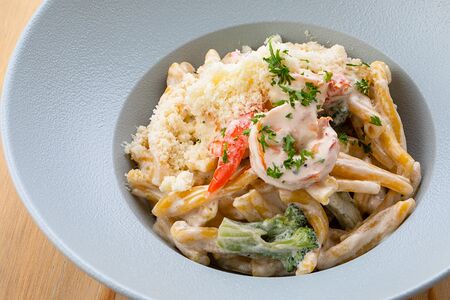 Казаречче с креветками