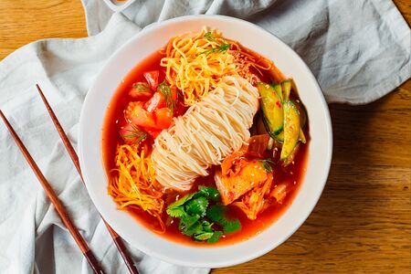 Суп Куксу вегетарианский