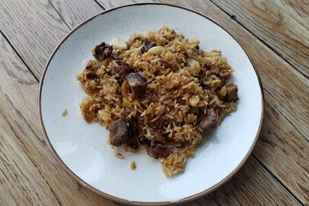 Плов по-узбекски с говядиной