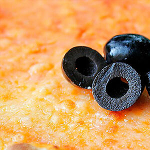 Маслины 1 шт