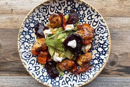 Салат Bazzap из цыпленка