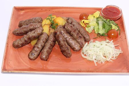 Чевапчичи из говядины и свинины