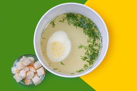 Бульон куриный с сухариками