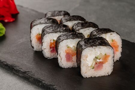 Ролл Три самурая