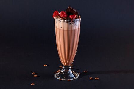 Авторский милкшейк Малиновый восторг