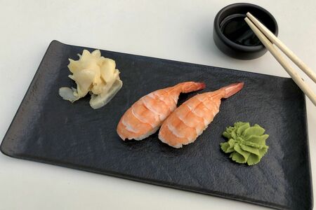 Суши Креветка