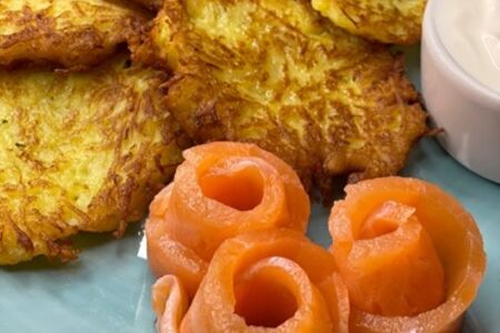 Драники с сёмгой