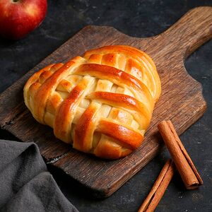 Բուլկի խնձորով և դարչինով