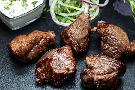 Мякоть баранья на углях