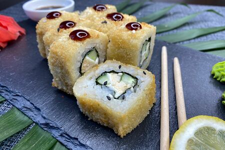 Горячий с крабом