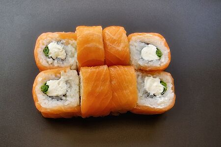 Филадельфия с зеленым луком