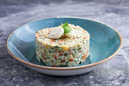 Оливье с курицей