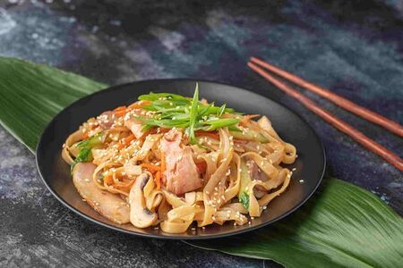 Удон с беконом