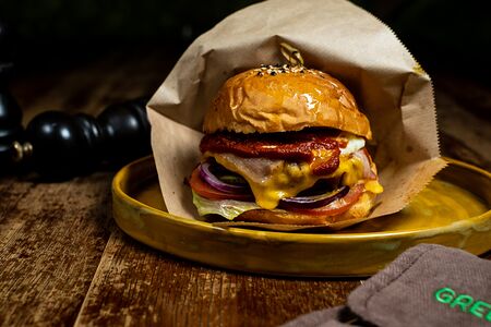 Бургер Лев Толстой