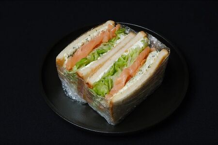 Сэндвич с лососем