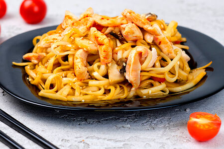 Wok с курицей