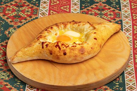 Хачапури по-аджарски