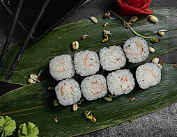 Ролл с креветкой