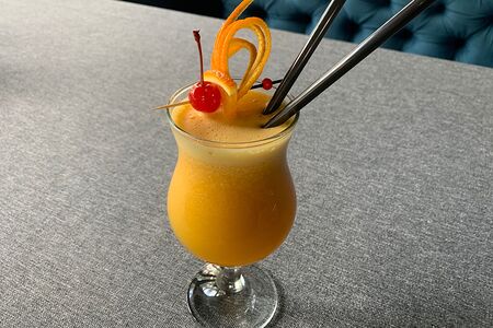 Свежевыжатый апельсиновый сок