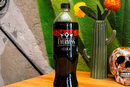 Evervess Cola 1л