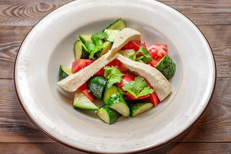 Салат овощной с кахетинским маслом