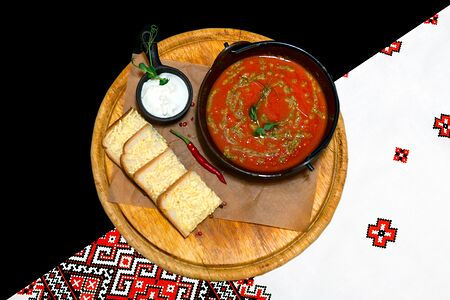 Томатный суп с фасолью