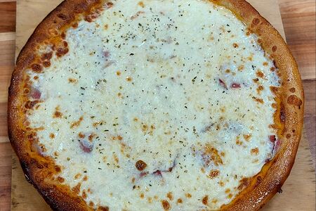 Пицца Английский завтрак на толстом тесте