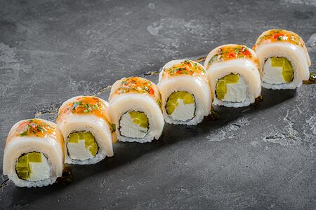 Ролл Масляная рыба с соусом никей