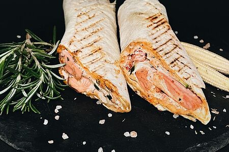 Хот-дог двойной в лаваше