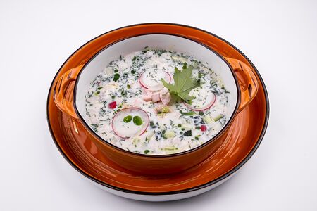 Окрошка с копченой курицей