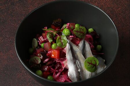 Винегрет с пряной килькой