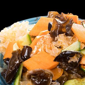 Խոզի ականջներ Սարադա