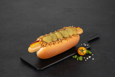 Датский хот-дог с сосиской чикен гриль
