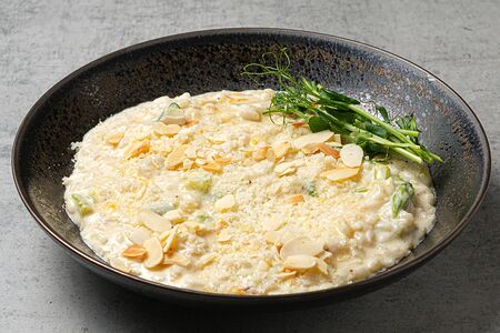 Ризотто Четыре сыра со спаржей