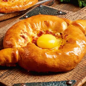 Хачапури по-аджарски