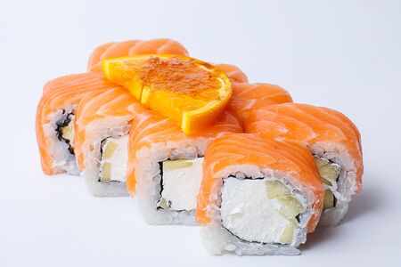 Ролл Филадельфия с манго