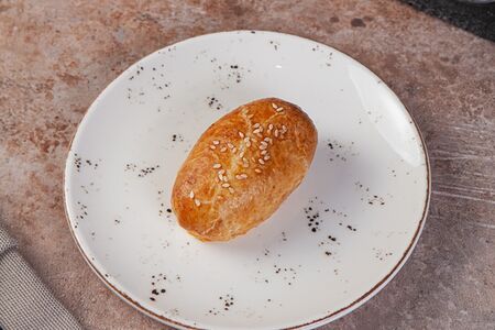 Пирожок с мясом