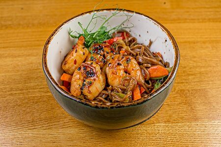 Wok с креветкой