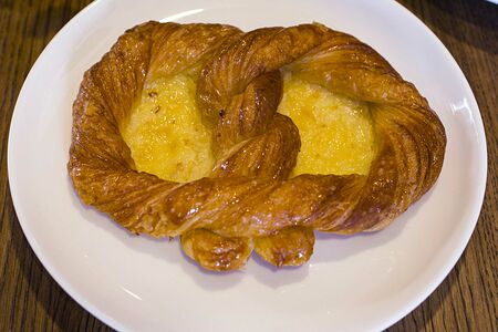 Бантик с заварным кремом