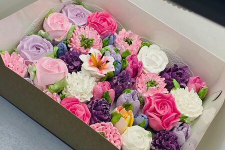 Цветы из зефира в коробке