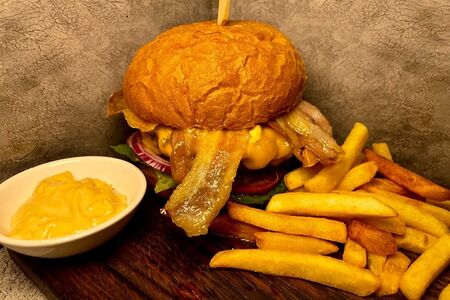 Бургер с говядиной