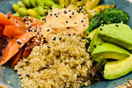 Поке с лососем