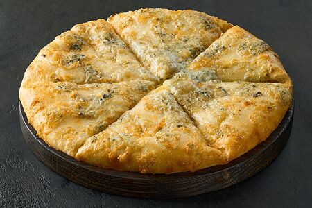 Хачапури по-мегрельски с сыром дор блю