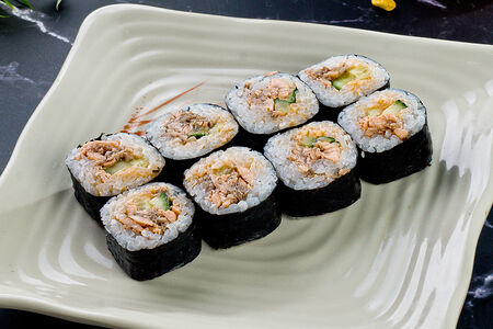 Холодный ролл Сингапур сяке