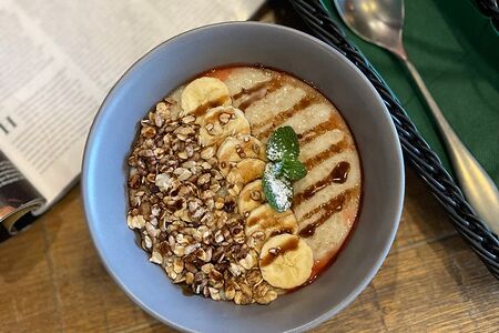 Каша овсяная Банан, шоколад, орехи