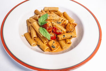 С лососем и благородными сырами