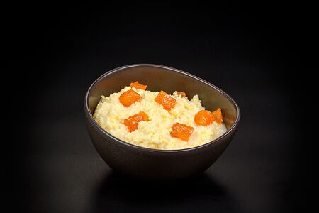 Каша пшенная с карамелизированной тыквой